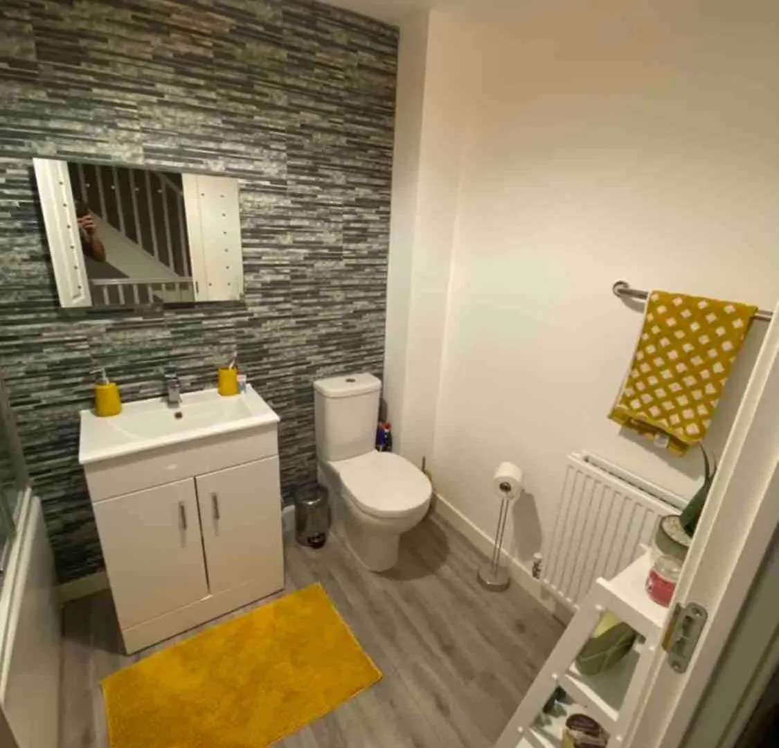 Modern 2-Bed House With Parking Near City & Uhw Hosp Cardiff 0*,  Egyesült Királyság